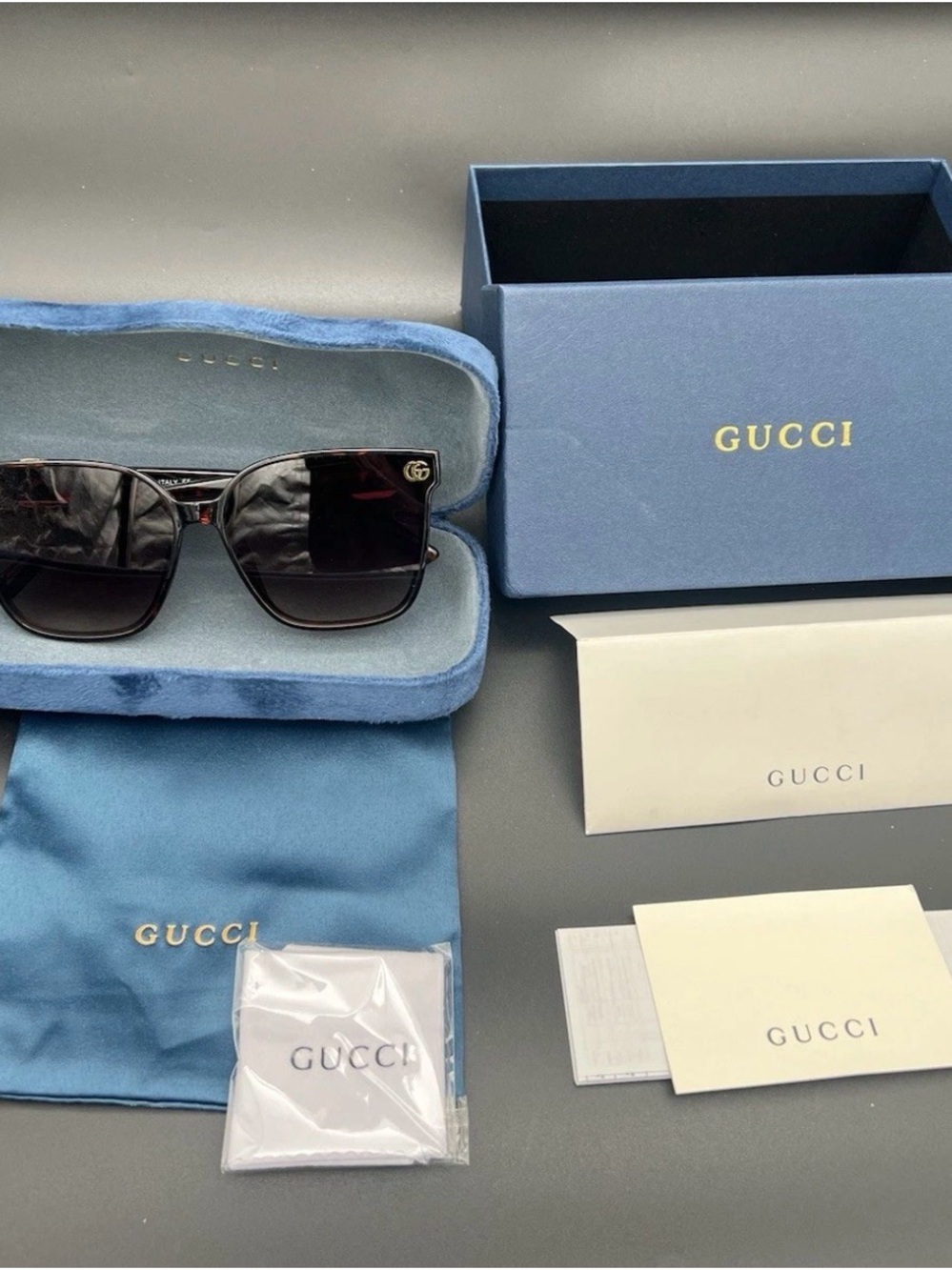 Gucci Brown Gradient Sunglasses with Gold GG Accents unisex NIB